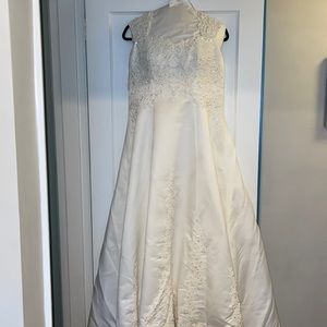 Bridal dress